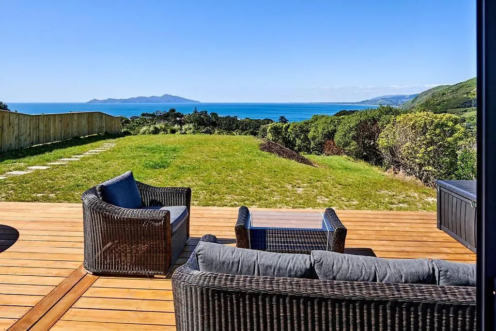 Holiday home Tranquility On The Hill Outdoor Bath 30 Mins To City By Train Or Car Wellington